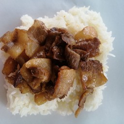 ข้าวเหนียวหมู(เค็มติดมัน)