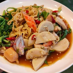 ยำมาม่า