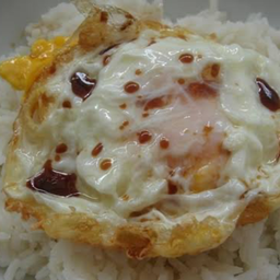 ข้าวคลุกไข่ดาว 2 ฟอง