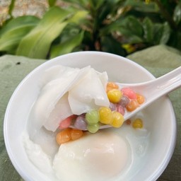 บัวลอยมะพร้าวอ่อน+ไข่