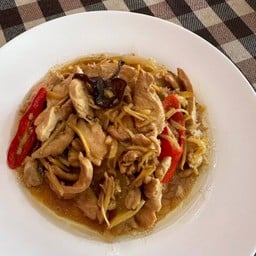 ไก่ผัดขิง