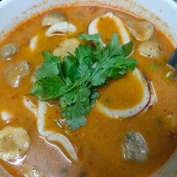 ต้มยำปลาหมึกน้ำข้น