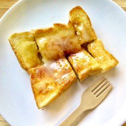 ขนมปังปิ้ง เนยนม
