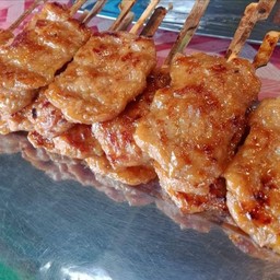 หมูปิ้งนมสด