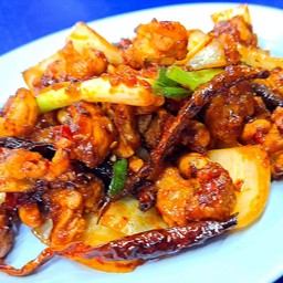 ไก่ผัดเม็ดมะม่วง