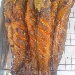 เด่นปลาอบ