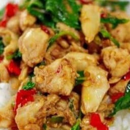 กระเพราไก่ ครัวน้องไทตั้น
