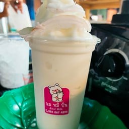 อาหารอีสานแซ่่บ&นมหมีปั่น&ผลไม้ปั่น ตลาดนัดสินไพบูลย์