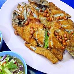 ปลากะพงทอดน้ำปลา