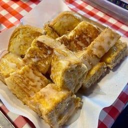 ข้าวมันไก่เฉื่อย