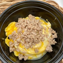ข้าวไข่ข้น หน้าหมูสับ