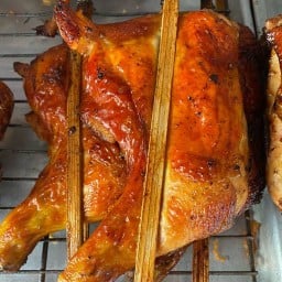 ป้าแก้ว ส้มตำ / ลาบ