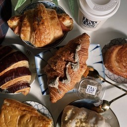 French Butter Croissant