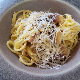 สปาเก็ตตี้คาโบนาร่า