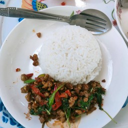 ก๋วยเตี๋ยวเรือลุงพล รสเด็ด หมูกะทะ ตามสั่ง
