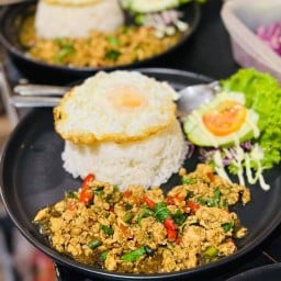 ไซน่า อาหารตามสั่ง ชากาแฟ สิงหนคร