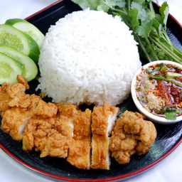 ข้าวไก่ จิ้มแจ่ว