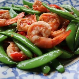 ผัดถั่วลันเตากุ้ง