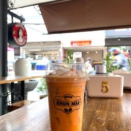 ชาไทย
