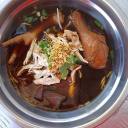 ก๋วยเตี๋ยวไก่มะระวิใจมาศ