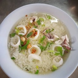 ข้าวต้มปลาหมึก