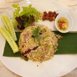 ข้าวผัดแหนมเห็ด