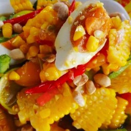 ตำไทยข้าวโพดไข่เค็ม