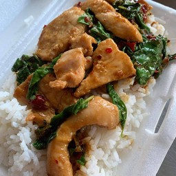 กระเพราไก่