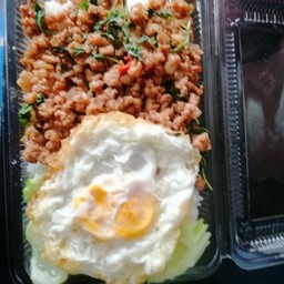 ข้าวกระเพราตับหมู