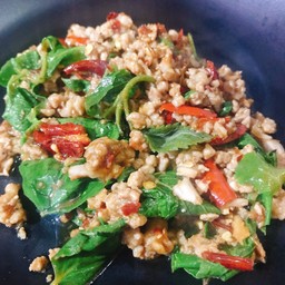 กระเพราหมูสับ (เป็นกับ)