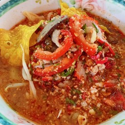 เกี๊ยวต้มยำ