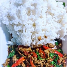 กะเพราเนื้อชิ้น เนื้อสับ