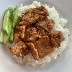 หมูกระเทียมพริกไทย