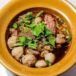 คาวบอยชาย4(ประชาสงเคราะห์ 22)ชาย4หมี่เกี๊ยวหมูแดง,หมูกรอบ ก๋วยเตี๋ยวหมูตุ๋น เนื้อตุ๋น ขนมจีนน้ำยา ประชาสงเคราะห์ 22