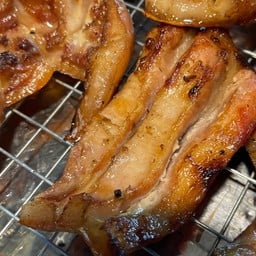 เฟิร์สหน้ากากหมูย่างเจ้าเก่า-(ท่าทอง)