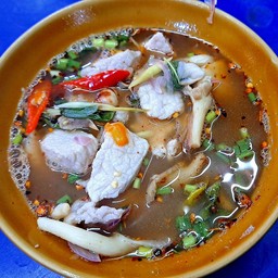 ต้มแซ่บหมู