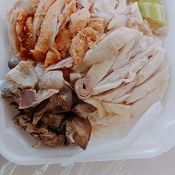 ข้าวมันไก่ผสม+เครื่องใน