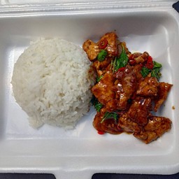 กระเพราหมูชิ้น+ข้าว