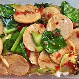 คะน้าหมูยอราดข้าว