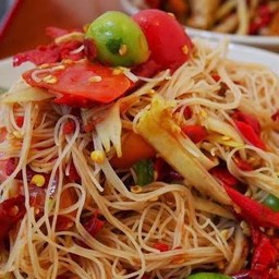 ตำเส้นหมี่