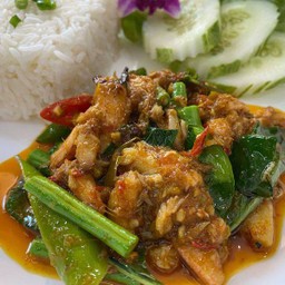 ข้าวเครื่องแกงปู