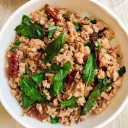 ข้าวกระเพราหมูสับ