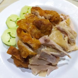ข้าวมันไก่ Apartment