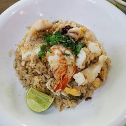 ข้าวผัดทะเล