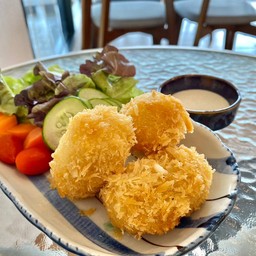 โคโระเกะครีมกุ้ง