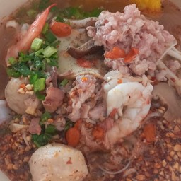 ก๋วยเตี๋ยวต้มยำรวม