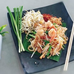 ผัดไทยกุ้งสด