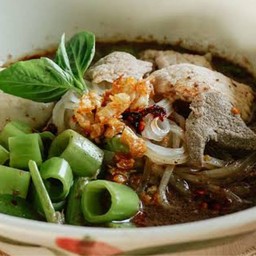 สมสักดิ์ก๋วยเตี๋ยวเรือ