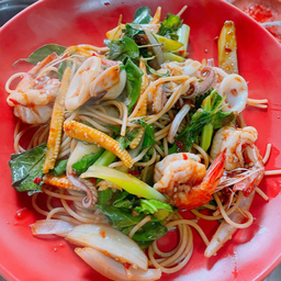 สปาเก็ตตี้ ขี้เมา