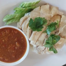 ก๋วยเตี๋ยวหมู นายนุ